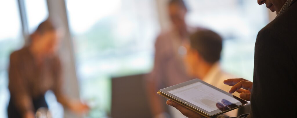 在 Renaissance 商务酒店筹办您的下次商务会议 